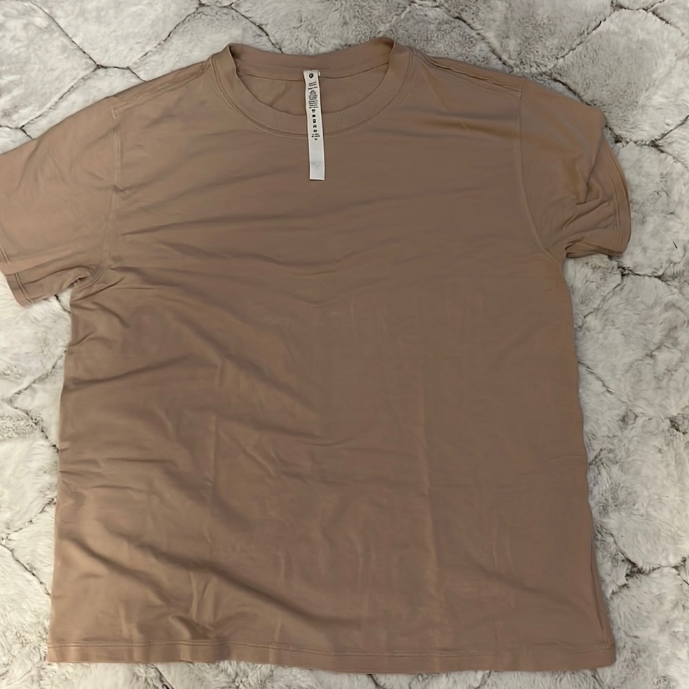Lululemon Size 6 Ladies' Tan Shirt - VGUC - FREE SHIP